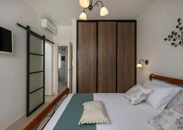 Jakov Ferienhaus Murvica (Policnik)